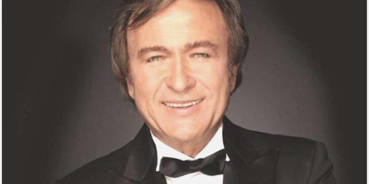 Erol Evgin: Eğitim olmadan demokrasi olmaz