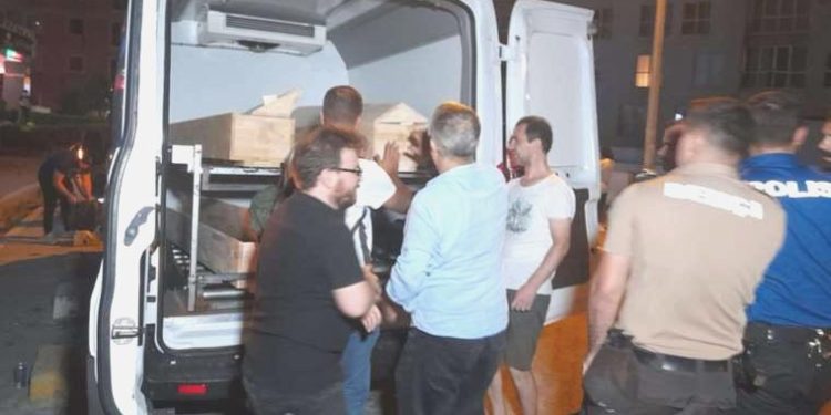 Esenyurt’ta günlük kiralık dairede kuşkulu bayan mevti