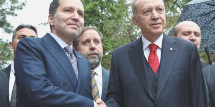 Fatih Erbakan iktidara yüklendi: ‘Mağduriyetleri görmezden gelmesi kabul edilemez’
