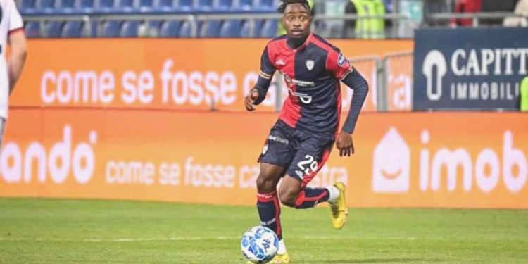 Fenerbahçe için sürpriz argüman: Antoine Makoumbou