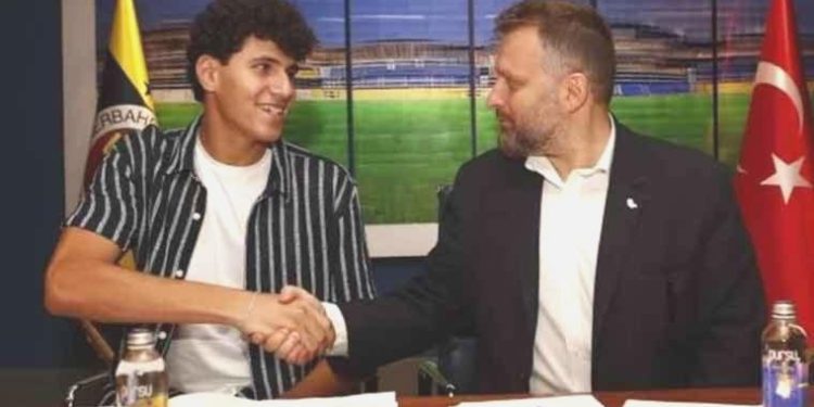 Fenerbahçe’den bir transfer daha! Omar Fayed resmen açıklandı!