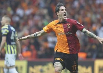 Galatasaray taraftarı Zaniolo’ya veda etti