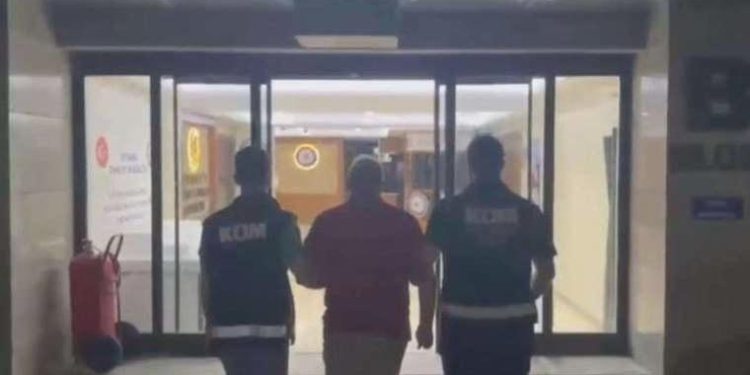 Hastalarından ‘bıçak parası’ istiyordu… O tabip hakkında yeni gelişme!