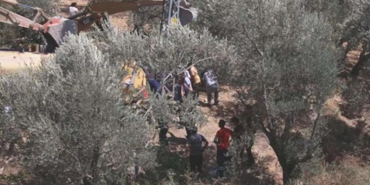 Hatay’da su tankeri şarampole devrildi: 2 meyyit