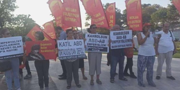 HKP’den ABD savaş gemisine: Yankee go gome!