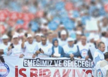 Hükümetin teklifini kabul etmeyen Memur-Sen’den 81 vilayette hareket kararı
