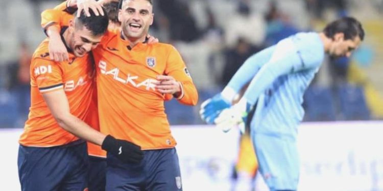 İsmi Beşiktaş ile anılıyordu: Emre Belözoğlu’ndan Deniz Türüç yanıtı!