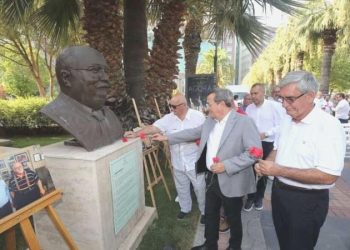 ‘İzmir Baba’ Sancar Maruflu unutulmadı