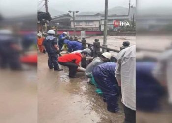 Japonya’yı Lan Tayfunu vurdu: 50 yaralı