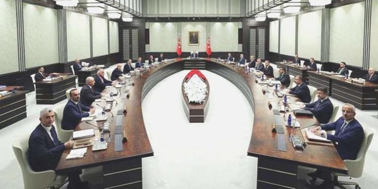 Kabine bugün toplanıyor: Gündemde hangi başlıklar var?