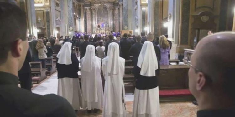 Katolik kilisesinde ‘porno’ skandalı