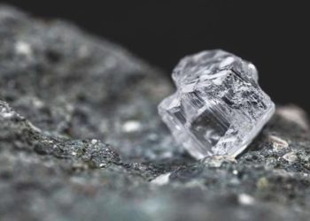 Kıtalar birbirinden ayrıldıkça Dünya’nın merkezinden elmas fışkırıyor