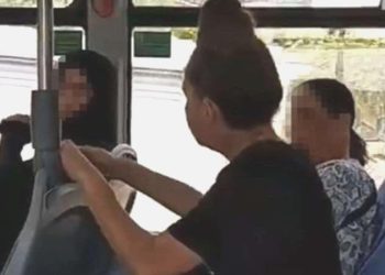 Kocaeli’de otobüste ‘çarşaflı bayana hakaret ettiği’ öne sürülen kişi gözaltına alındı