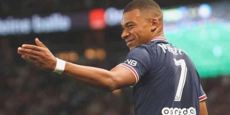 Kylian Mbappe, PSG’nin maç takımına dahil edildi