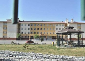 Liselere sınıf tekrarının gelmesi planlanıyor