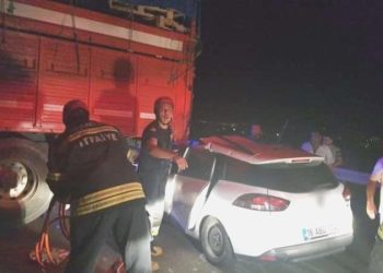 Manisa’da vahim kaza: Baba öldü, eşi ve çocukları yaralandı