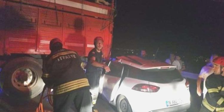 Manisa’da vahim kaza: Baba öldü, eşi ve çocukları yaralandı