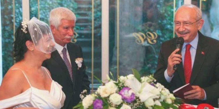 Medya Ombudsmanı Faruk Bildirici ile gazeteci Semra Topçu evlendi