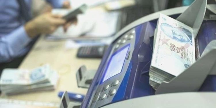 Memur ve memur emeklilerini ilgilendiren artırım pazarlığında kritik gün