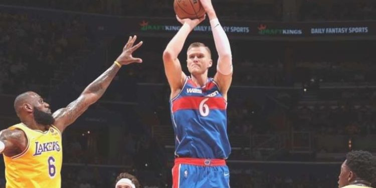 NBA yıldızı Kristaps Porzingis’ten Letonya’ya berbat haber