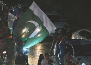 Pakistan’da kiliselere yönelik akın: Yüzlerce kişi gözaltına alındı