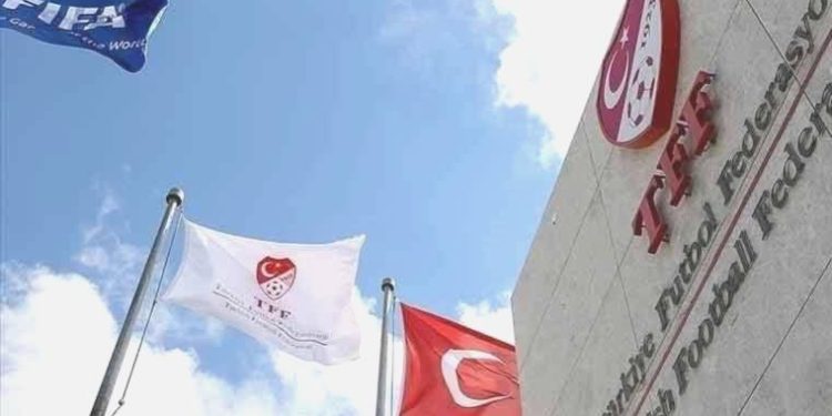 PFDK, Muhteşem Lig’den 8 kulübe para cezası verdi