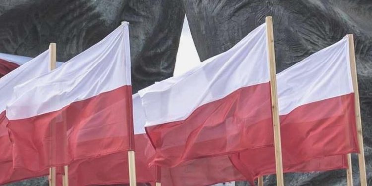 Polonya, seçimlere müdahaleyi düşmanca hareket olarak tanıyacak
