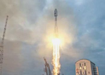 Rus uzay aracı, iniş hazırlığındayken Ay yüzeyine çakıldı