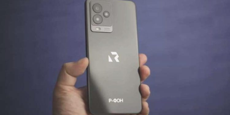 Rusya’nın birinci akıllı telefonunun manzarası sızdırıldı