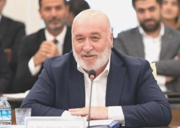 Sendika yetkilisi memur artırımı görüşmelerinde kalp krizi geçirdi, ağır bakıma kaldırıldı