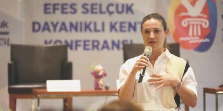 Sengel: Güçlenerek, dayanışarak daha sağlam bir kent olmak ismine adım atacağız