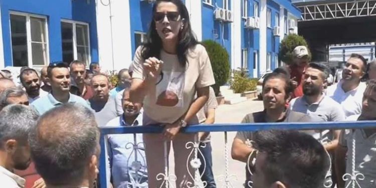 Sevda Karaca o manzaraların perde gerisini Cumhuriyet TV’de anlattı