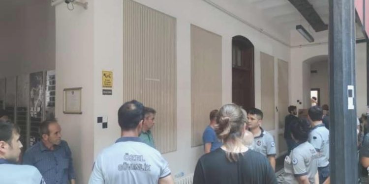 Son dakika… Boğaziçi’nde kulüp odaları zorla boşaltılıyor