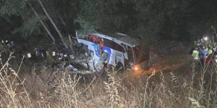 Son Dakika: Yozgat’ta otobüs şarampole uçtu: 11 meyyit