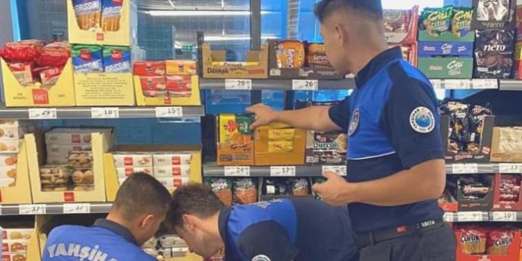 Tarihi geçmiş besinler tespit edildi: Yasal süreç başlatıldı