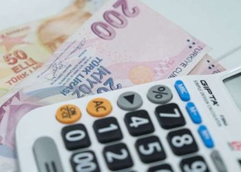 Ticari krediler enflasyon düzeyinde kaldı