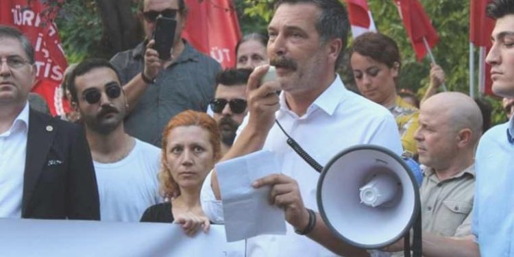 TİP’ten Kocaeli’de ‘Can Atalay’ yasağına karşı protesto! Erkan Baş: Bunların hepsini birer birer kaydediyoruz