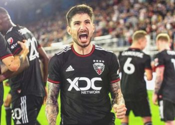 Trabzonspor’da ikili imza