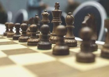 Trans bireylerin bayanlar satranç turnuvasında yarışı yasaklandı