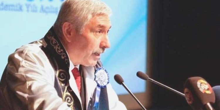 Tutuklu eski rektör Hoşcoşkun: 6 yıl annemin meskeninde saklandım, hafızam pek kuvvetli değil