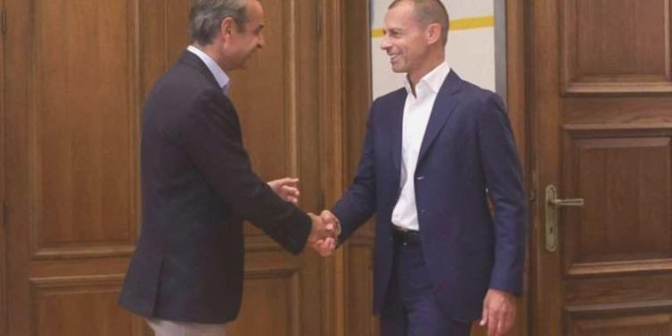 UEFA Lideri Aleksander Ceferin ile Yunanistan Başbakanı Kiryakos Miçotakis ortasında holiganizm görüşmesi