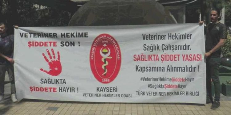 Veteriner doktorlar şiddete karşı kliniklerini kapattı