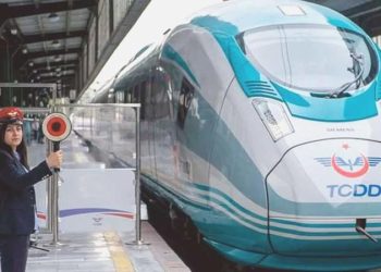 10 yıldır bitirilemeyen Ankara-İzmir Yüksek Süratli Tren Meclis gündeminde