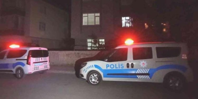 14 yaşındaki çocuk dedesini bıçakladı