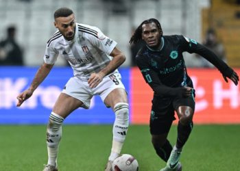 Beşiktaş evinde Adana Demirspor ile golsüz berabere kaldı