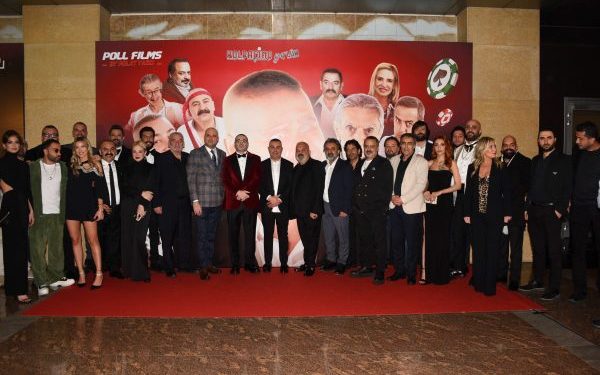 Şafak Sezer’in yazıp oynadığı Kolpaçino 4 filminin galası dün akşam gerçekleşti