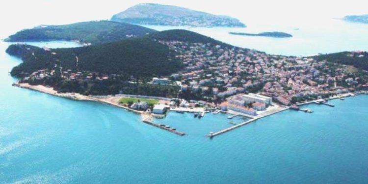 Adalar’da tartışma sürüyor! Fazilet Gül: Biz buradayken beton yapamazlar