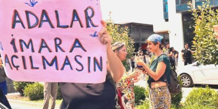 Adalılar itiraz etti: Cennete dokunmayın!