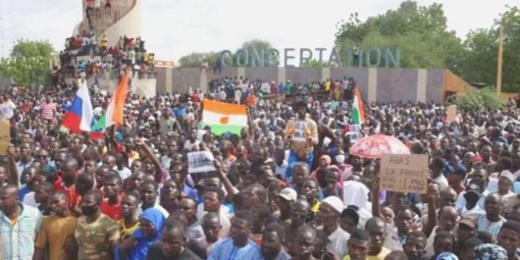 Afrika Birliği, Nijer’in üyeliğini askıya aldı