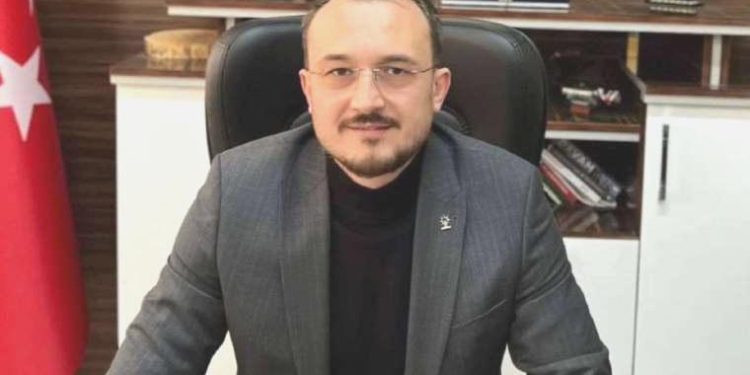 Ahmet Kulat kimdir? Ahmet Kulat neden istifa etti?